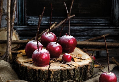 Vorweihnachtszeit - kandierte, rote Äpfel